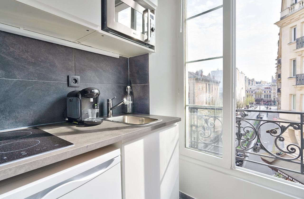 Stylish Mezzanine Studio In The Heart Of Paris 3F Экстерьер фото